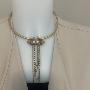 Elegant Gold Choker Necklace with Chain Details